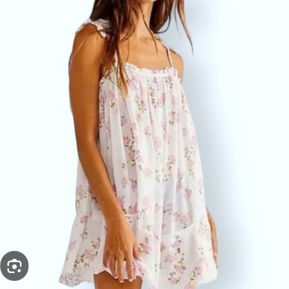 Free People Ruffled Micro Mini Ivory Pink Roses Textured Tunic Dress Large NWT - Picture 1 of 10